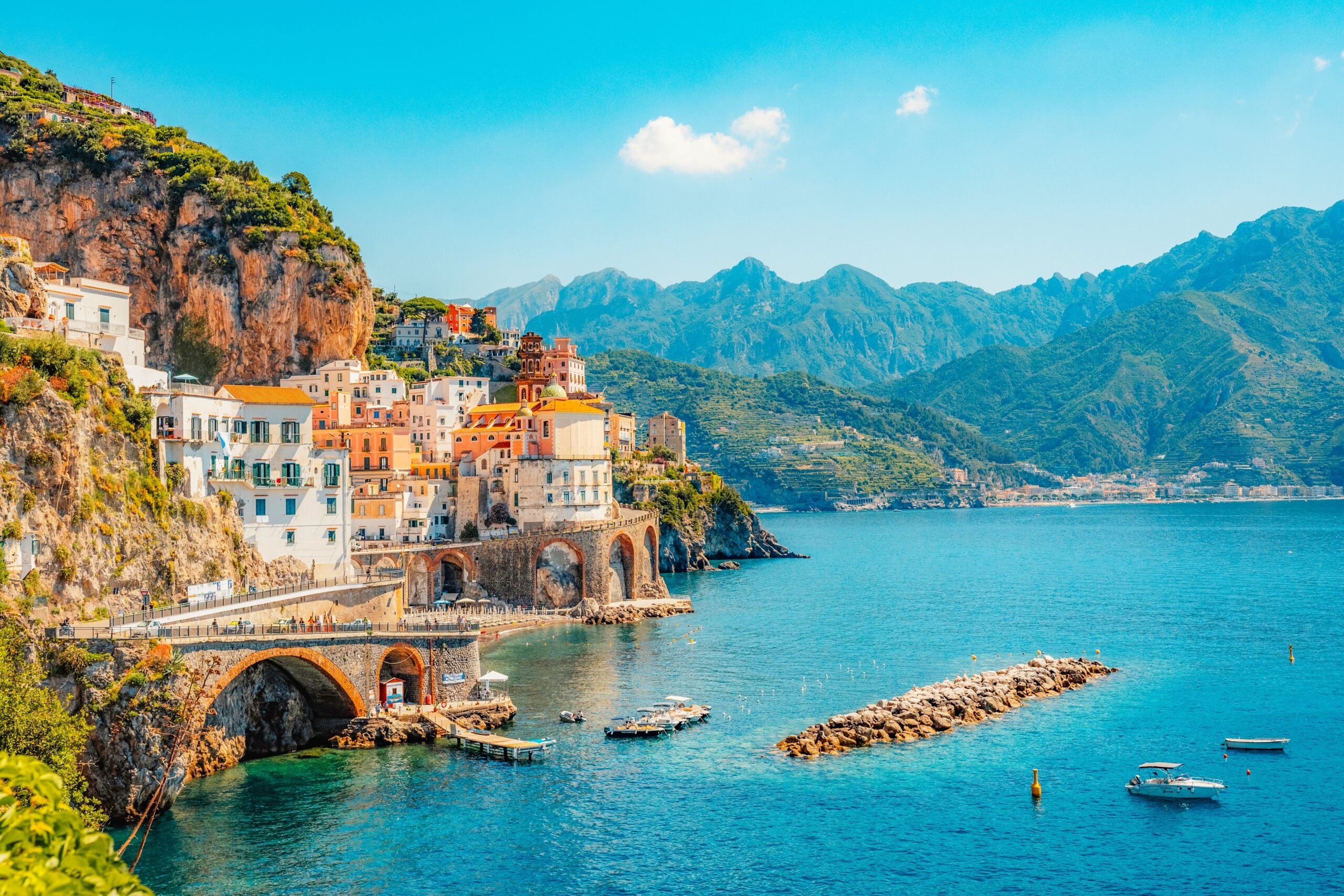 Atrani,Famous,Coastline,In,Southern,Italy,,Vertiginous,Cliffs,Adorned,With