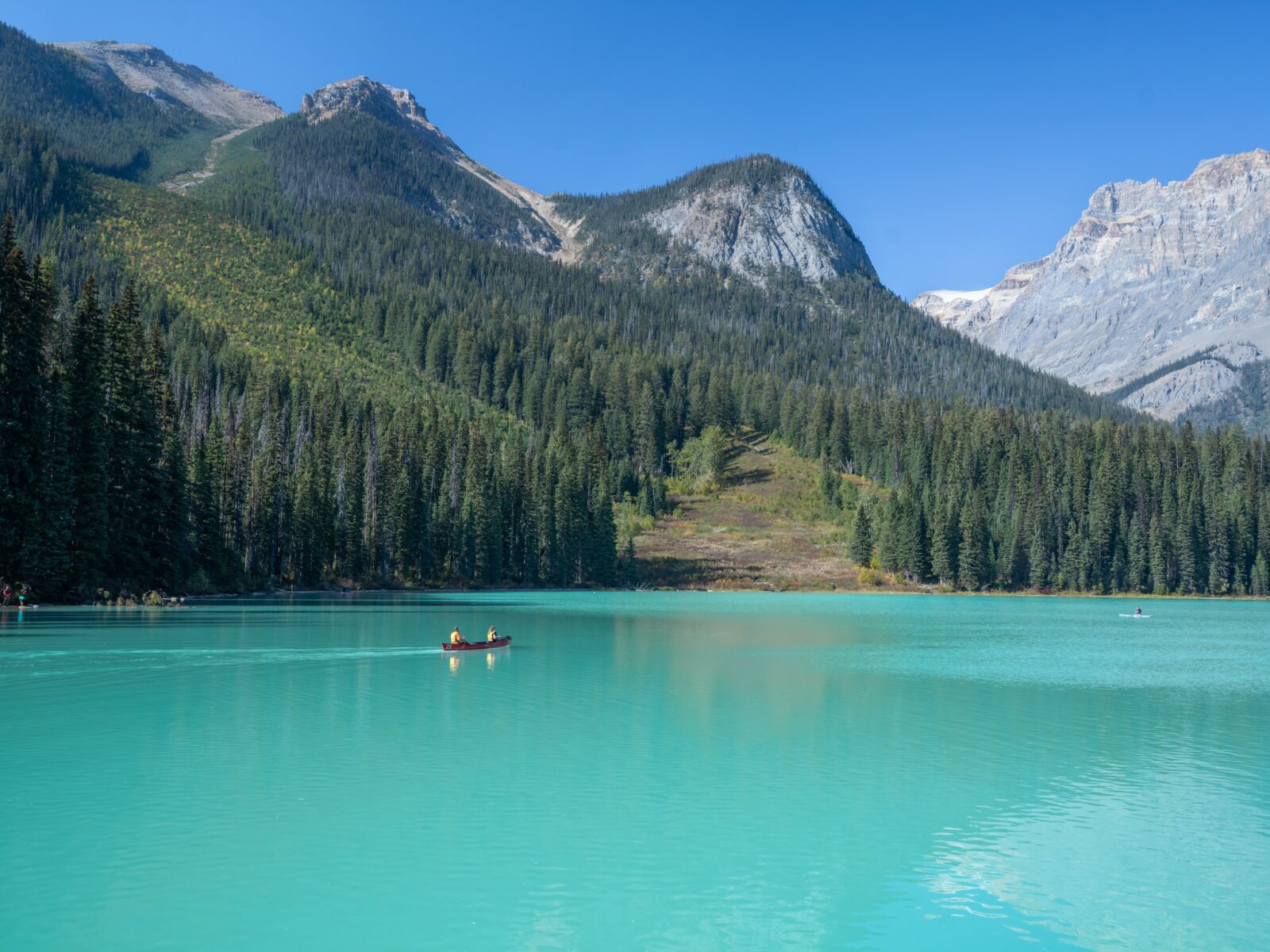 Beautiful,Emerald,Lake,,Yoho,National,Park,,British,Columbia,,Canada