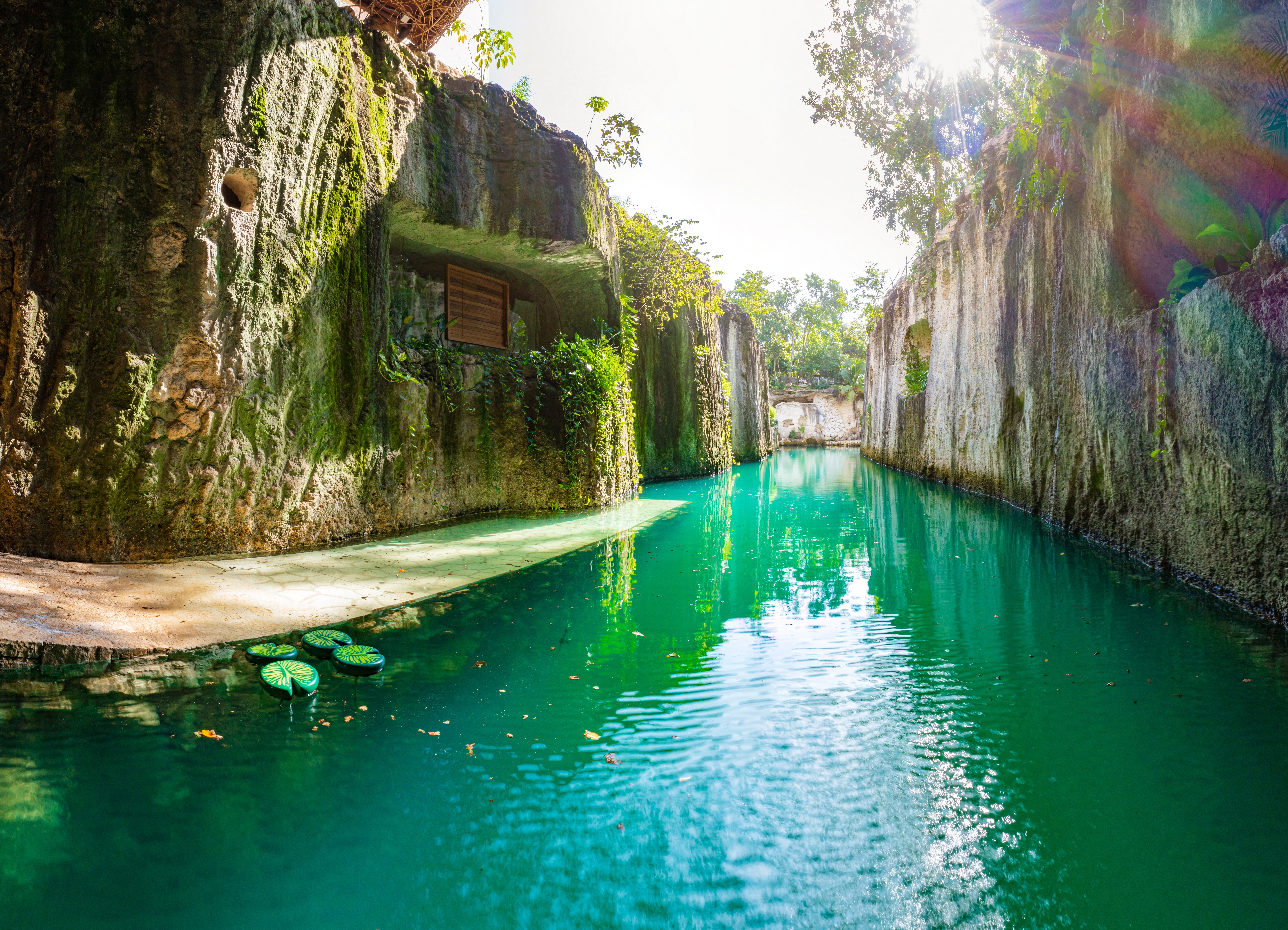 Panoramic,Of,The,Natural,Channels,That,Surround,A,Luxurious,Hotel