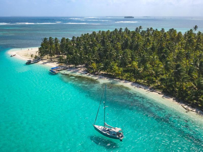 Panama,,San,Blas,Islands,-,Aerial,Drone,Shot,Of,A