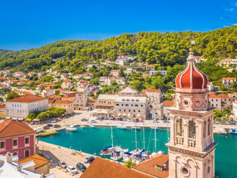 A,Scenic,View,Of,Pucisca,On,Brac,Island,,Croatia,,Featuring