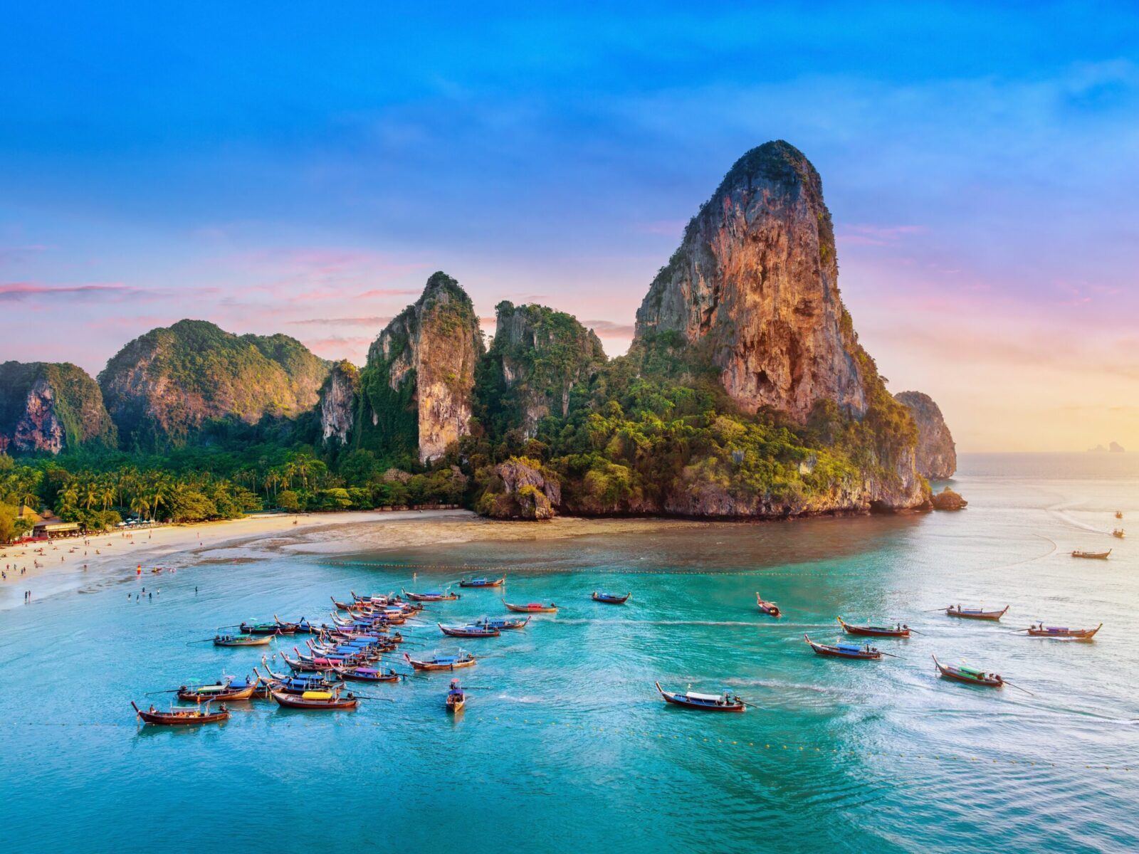 Railay,Beach,With,Long,Tail,Boat,In,Krabi,,Thailand.
