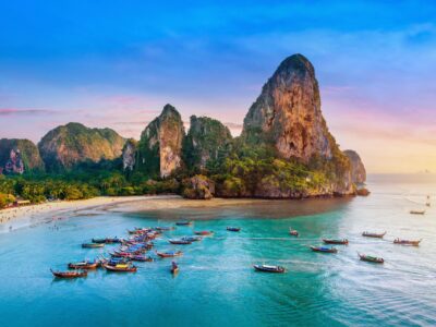 Railay,Beach,With,Long,Tail,Boat,In,Krabi,,Thailand.